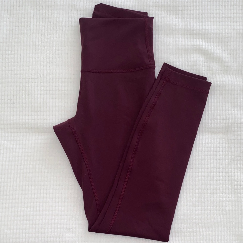 Lululemon Athletica Rich Plum Wunder Train Leggings in Cassis 25” Size 4